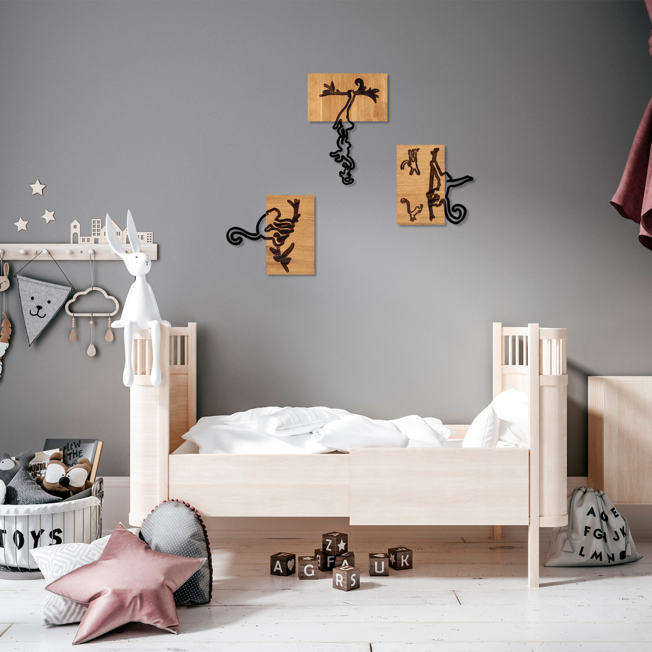 Accesoriu decorativ de perete din lemn Naughty Monkeys - 338