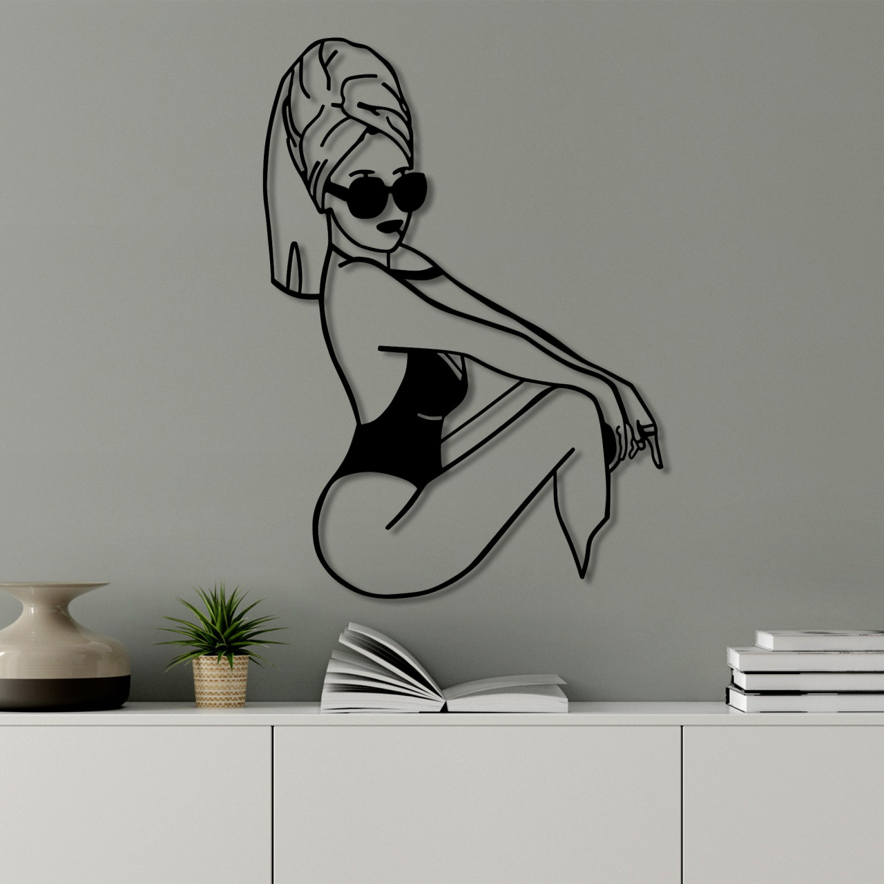 Accesoriu decorativ de perete metalic Cool woman