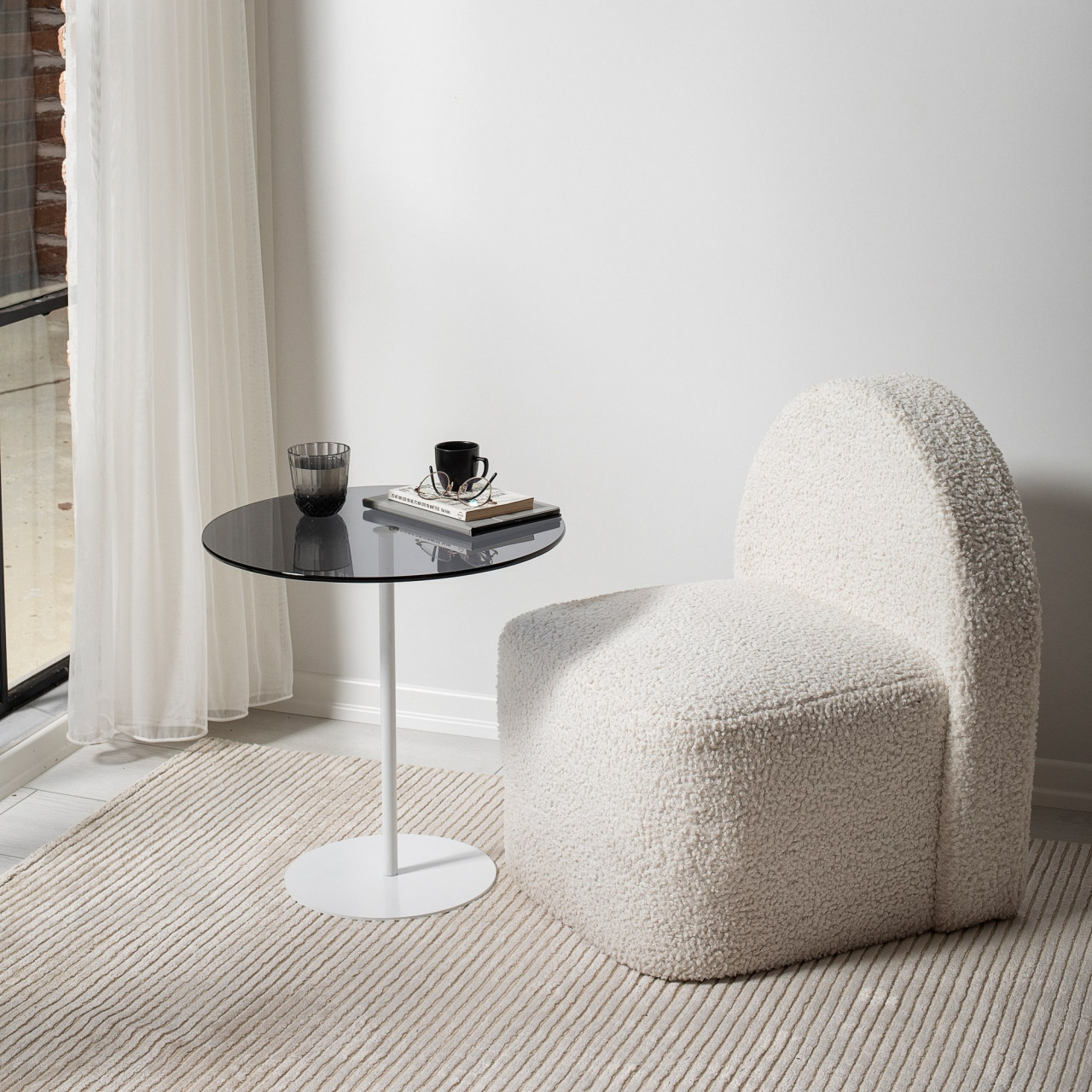 Masuta de cafea Chill-Out alb / fumuriu