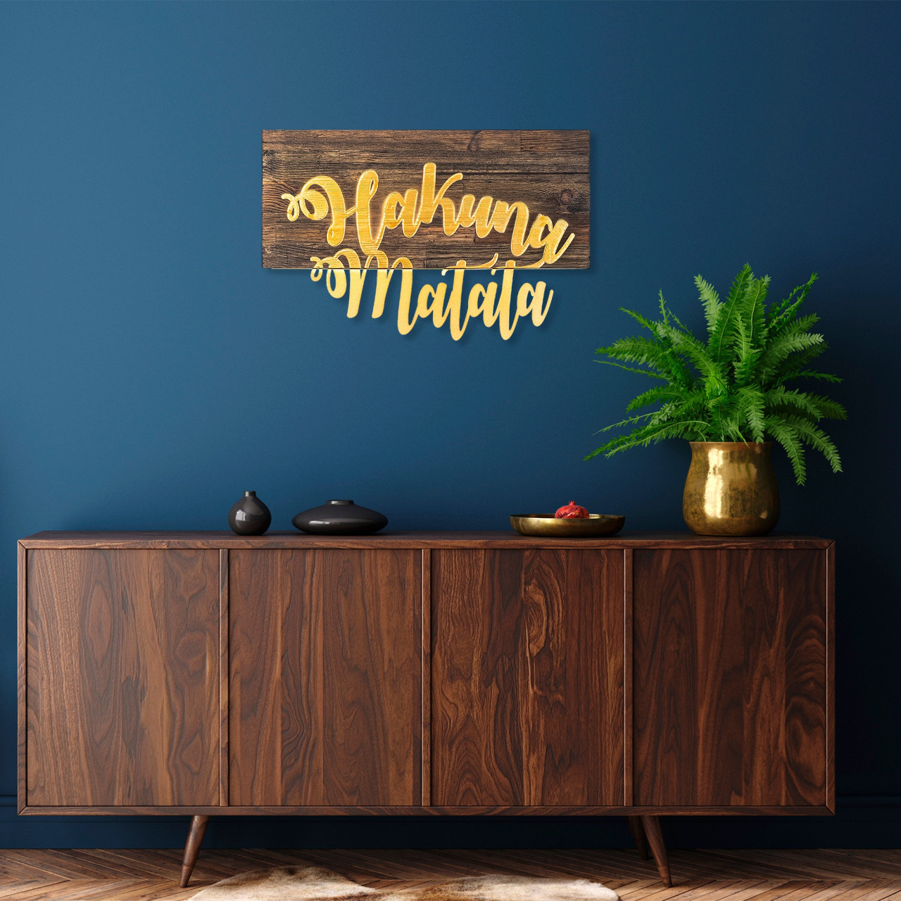 Accesoriu decorativ de perete din lemn Hakuna Matata decor auriu