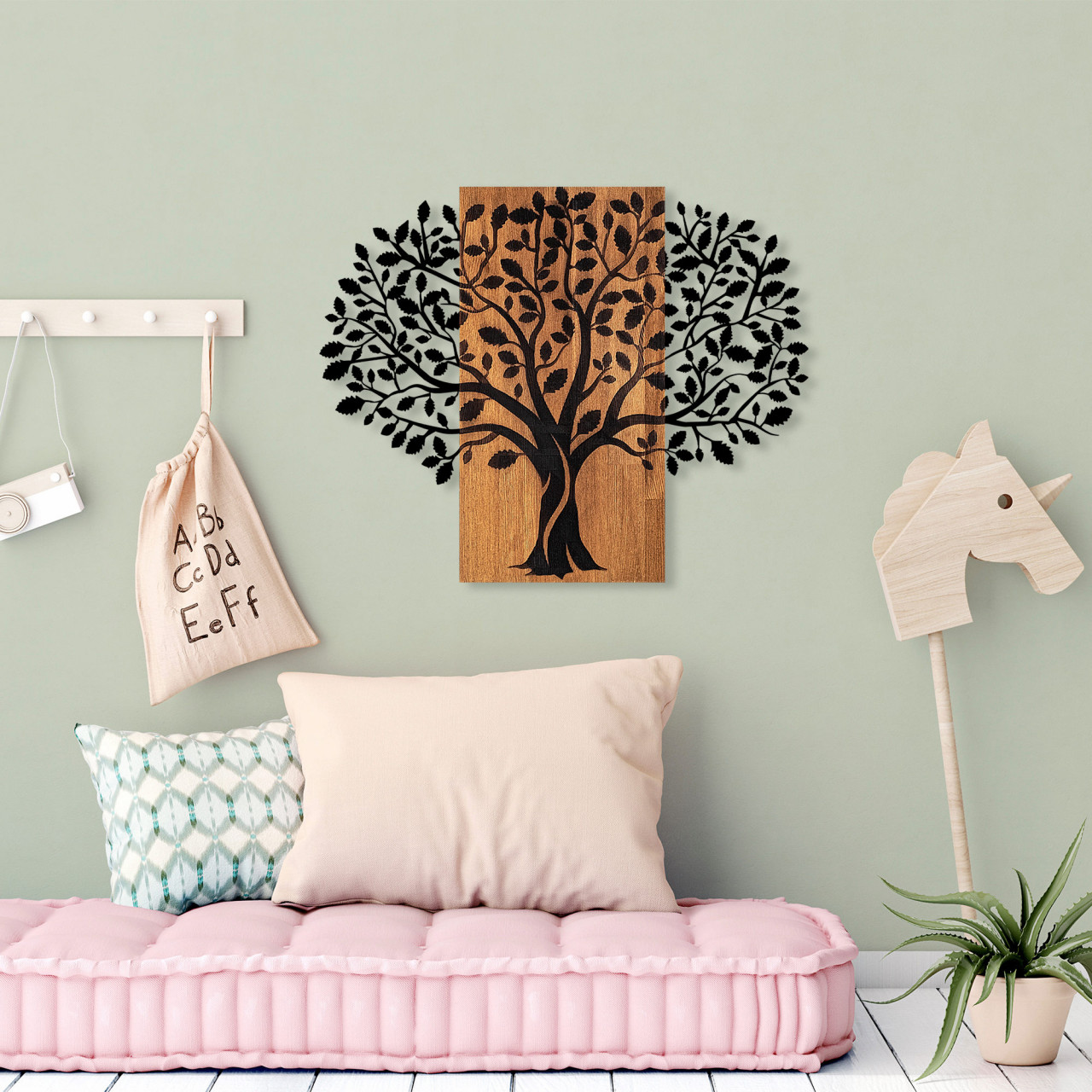 Accesoriu decorativ de perete din lemn Magical tree - 378