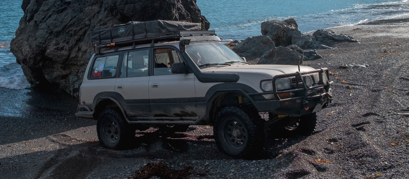 Snorkel auto: la ce ajută și când merită montat