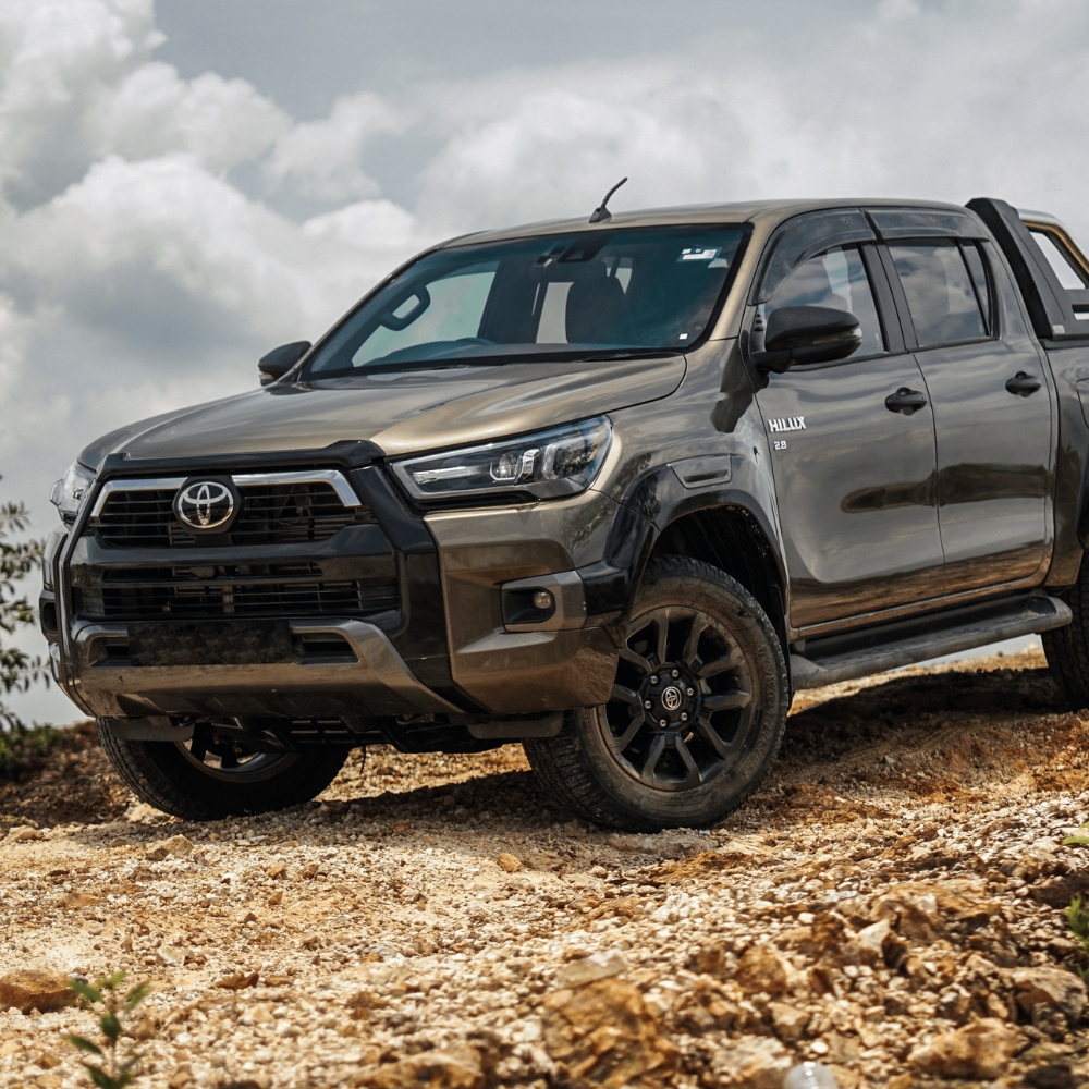 Toyota Hilux offroad