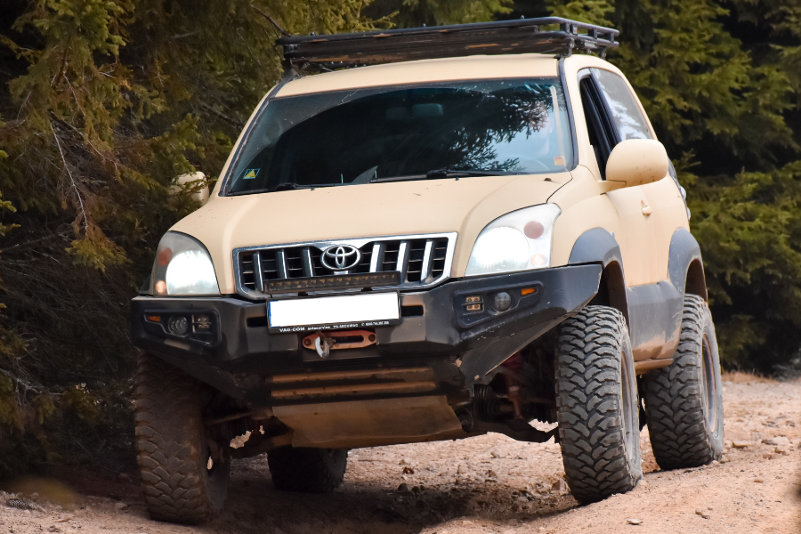 Bare metalice pentru 4x4