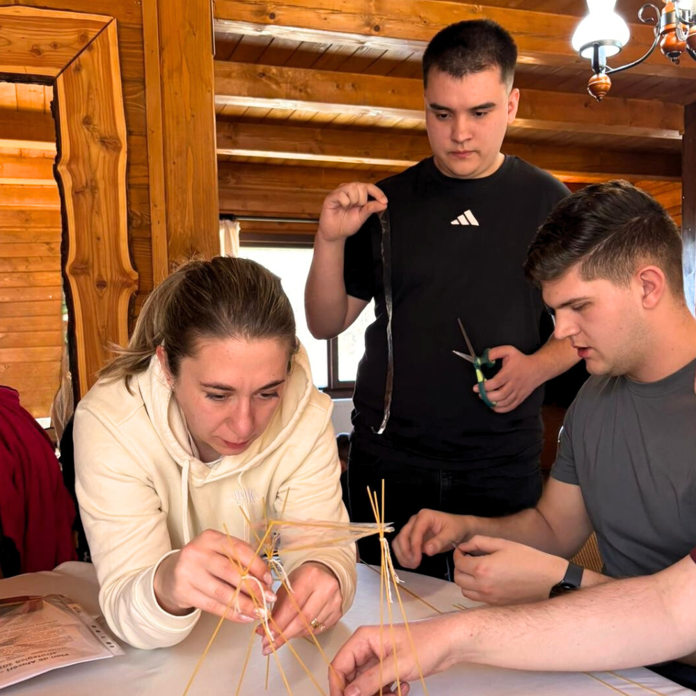 Activitate Team Building