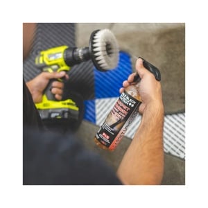 Detergent Degresant Universal, pe bază de citrice, foarte diluabil, pentru textile, covoare, vinil, motoare, P&S Carpet Bomber, 3.78 lit, Colecția Renny Doyle Double Black, 3DProducts