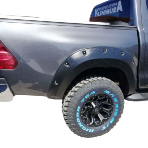 Overfendere Toyota Hilux Rocco (2022+) 7.5cm Kut Snake
