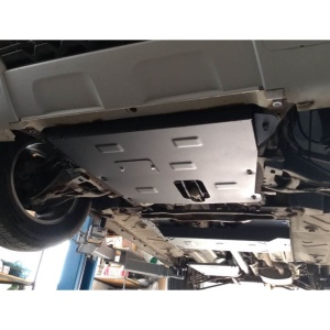 Scut auto Dacia Duster