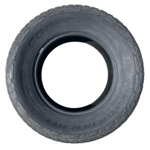 265/65 R17 Cooper Discoverer