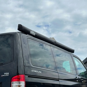 Marchiză auto 2,5×2,5 m, poliester 600D, impermeabilă PU2000, cu stâlpi incluși, Overlander