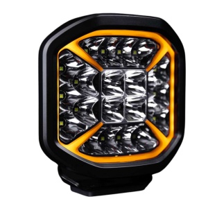 Proiector LED 7″ Strands Siberia X (17,8 cm), 7430 lm, rază 620 m, 96W, 5700K, fază lungă, poziție alb chihlimbar, carcasă aluminiu, 10-32V, IP68 IP69K, Strands