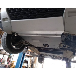 Scut auto Dacia Duster