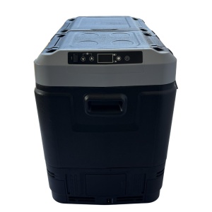 Frigider si congelator auto portabil 60 L, cu compresor, alimentare 12V/24V/220V, Bluetooth, control digital, -20°C +20°C, EMD4x4