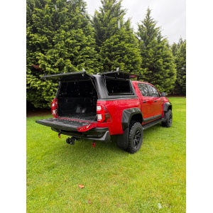 Hardtop negru pentru Ford Ranger, Wildtrak, Raptor (2023-2025), cu 3 geamuri fumurii securizate rabatabile și geam frontal culisant AQMCAB G80