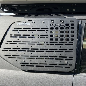 Panou MOLLE exterior dreapta Toyota Prado 120 (2002-2009) aluminiu Bison Gear - Img 2