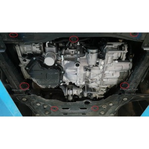 Punctele de fixare ale scutului auto metalic pe șasiul unui Renault Megane 4.