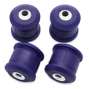 Set bucse Suzuki Samurai / Jimny brat longitudinal spre punte Super Pro