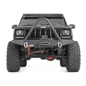 Bara LED montată pe plafonul unui Jeep Cherokee, vedere frontală.