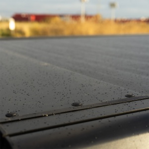 Închidere benă retractabilă electrică din aluminiu Volkswagen Amarok II (2022-prezent) benă 5'7", seria R2, OFD - Off Road Fabrication - Img 4