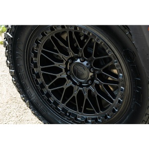Jantă aliaj R20 9J 5x127 ET1 Jeep Wrangler JK D757 Trigger Fuel - Img 4