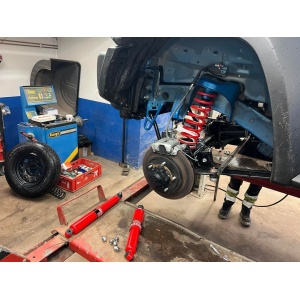 Kit suspensie Suzuki Jimny (2018-prezent) lift 45 mm modele comerciale Pedders - Img 4