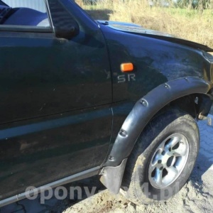 Overfendere Nissan Terrano II