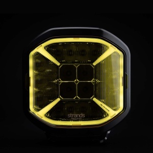 Proiector LED 7″ Strands Siberia X (17,8 cm), 7430 lm, rază 620 m, 96W, 5700K, fază lungă, poziție alb chihlimbar, carcasă aluminiu, 10-32V, IP68 IP69K, Strands