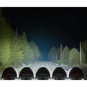 Proiector LED Firefly Driving" 22,9 cm, 146W, 12076, rază 450 m, 6000K, fascicul combo, lumină alb și amber, carcasă aluminiu negru, lentilă clar, suport inox, rezistent la apă și praf (IP67K), Strands