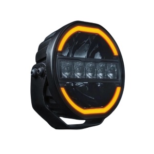 Proiector LED Siberia Skylord 7″ 108W, rază 628m, 5700K, lumină de poziție, fascicul extins, rezistent la apă și praf (IP68/IP69K), carcasă aluminiu, lentilă clară, Strands