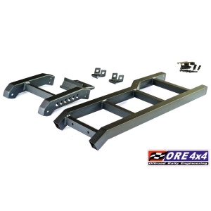 Componentele scării ORE4x4 din aluminiu, demontate, cu sistemul de prindere.