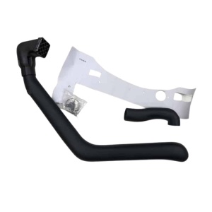 Componentele kitului de snorkel ORE4X4 cu șablon de instalare.