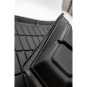Detaliu al peretelui lateral înalt al tăviței ProLine 3D pentru BMW X3.