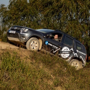 Experiență Off-Road cu Dacia