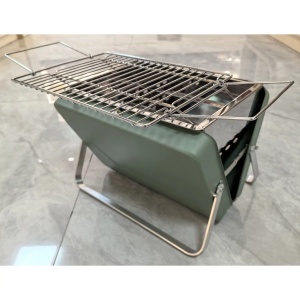 Detalii ale structurii și grilajului grătarului portabil pe cărbune Perfect Home din inox, Grătar portabil pe cărbune.