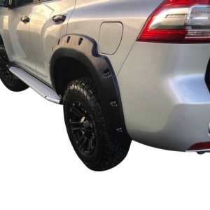Overfendere Toyota Land Cruiser