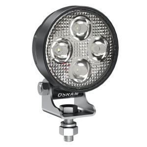 Vedere frontal-laterală a proiectorului LED, cu sistemul de prindere robust.