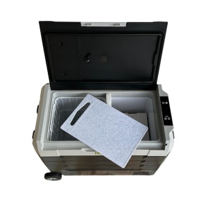 Frigider auto portabil cu roti 46.7 L, cu compresor, alimentare 12V/24V/220V, Bluetooth, control digital, -20°C +20°C EMD4x4