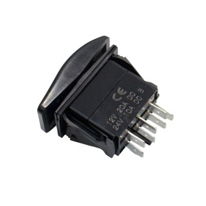 Partea din spate a întrerupătorului, cu terminalele electrice și specificațiile de voltaj.