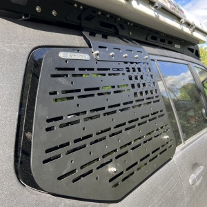 Panou MOLLE exterior dreapta Toyota Prado 120 (2002-2009) aluminiu Bison Gear - Img 3