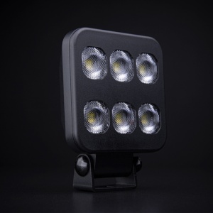 Proiector LED Dark Knight Hardcore 36W, 3645 lm, rază 66 m, 5000K, fascicul Flood, DT2, aluminiu negru, policarbonat, rezistent la apă și praf (IP68/IP69K), Strands