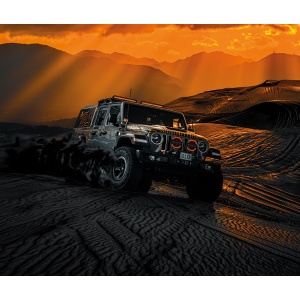 Proiectoarele montate pe un Jeep Wrangler, utilizate în condiții de teren dificil.