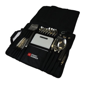 Set complet ustensile bucătărie camping & overlanding, 26 piese, cu husă suspendabilă Front Runner
