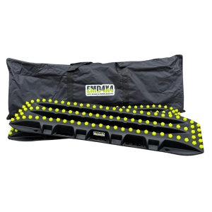 Traction ramp set, 104 × 28 cm with green accents, black, includes storage bag, EMD4x4