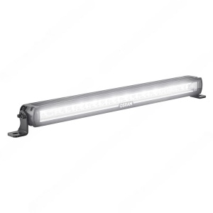 Vedere laterală a barei LED OSRAM FX750-CB de 69.2cm, cu lumina aprinsă.