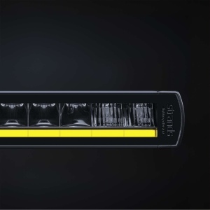 Bară LED Siberia XP SR 106,9 cm, 239W, 14760 lm, rază 858m, 5700K, fascicul lungă distanță, alb/galben, aluminiu negru, policarbonat, suport aluminiu, 10-32V, rezistent la apă și praf (IP68/IP69K), Strands