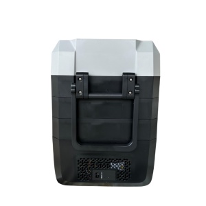 Frigider auto portabil cu roti 46.7 L, cu compresor, alimentare 12V/24V/220V, Bluetooth, control digital, -20°C +20°C EMD4x4