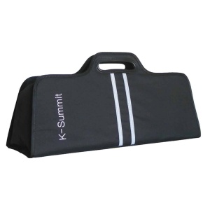 Geantă de transport neagră pentru lanțurile antiderapante Konig K-Summit, cu logo-ul vizibil.