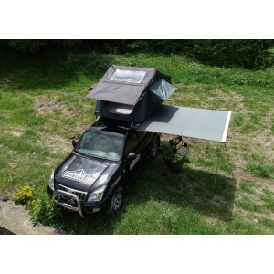 Marchiză auto 2,5×3 m, poliester 600D, impermeabilă PU2000, cu stâlpi incluși, Overlander