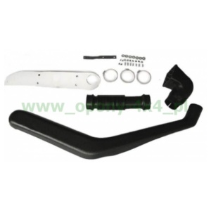 Componentele kitului de snorkel pentru Toyota Hilux 106, pregătite pentru montaj.