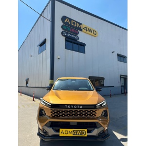 Vedere frontală a barei de protecție Glo Plus AQM4WD PST22 pe Toyota Hilux (2026+).